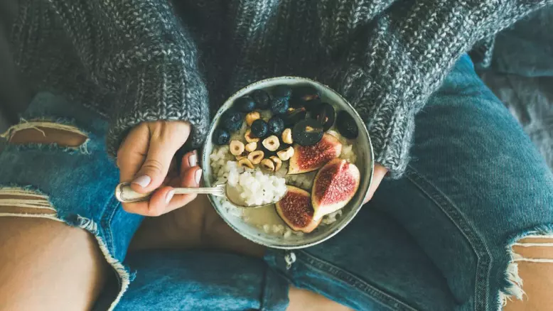 Top 7 tips for preventing comfort eating during COVID-19